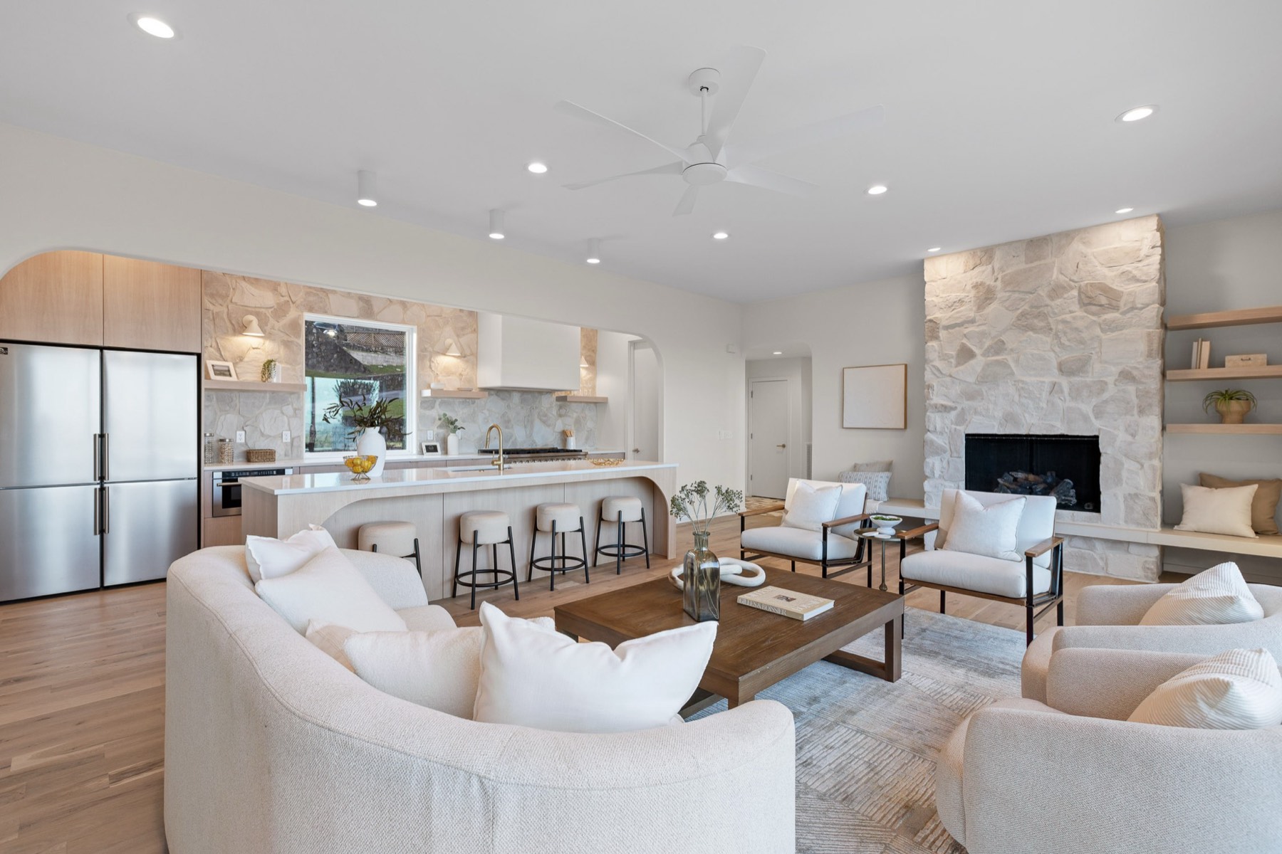 Hillside Home — photo 6