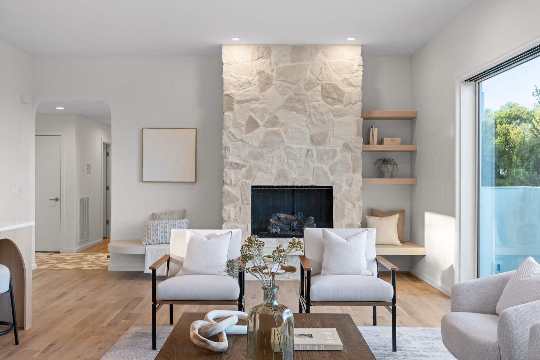 Hillside Home — photo 10