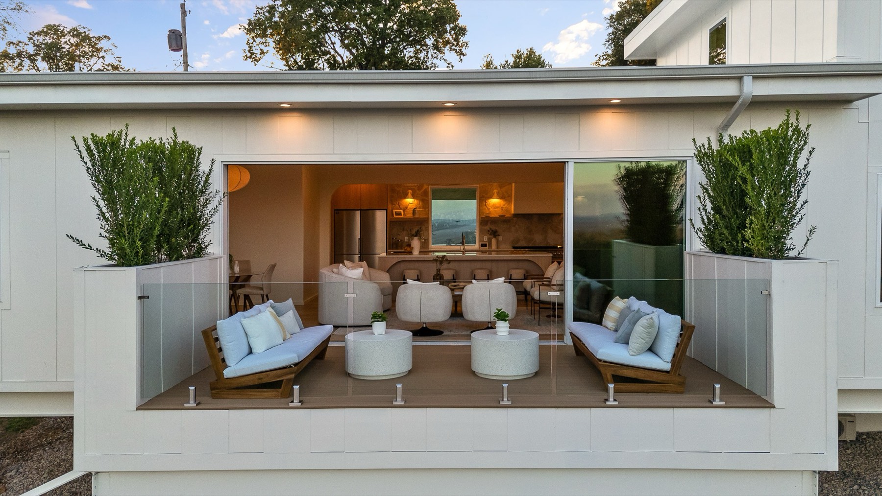 Hillside Home — photo 13