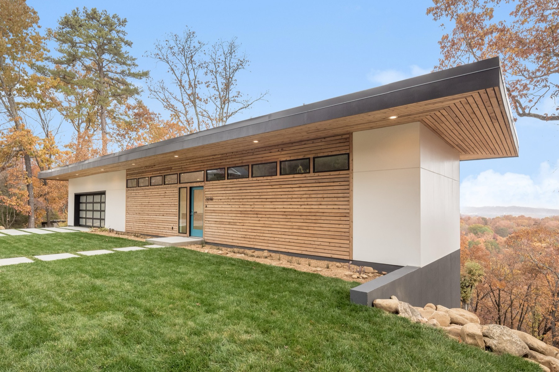Modern Masterpiece — photo 2