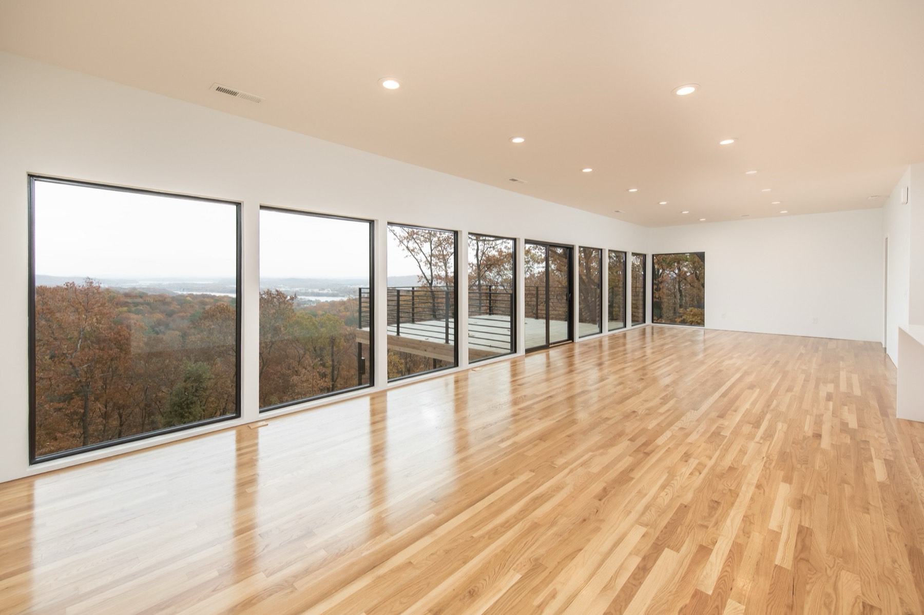 Modern Masterpiece — photo 7
