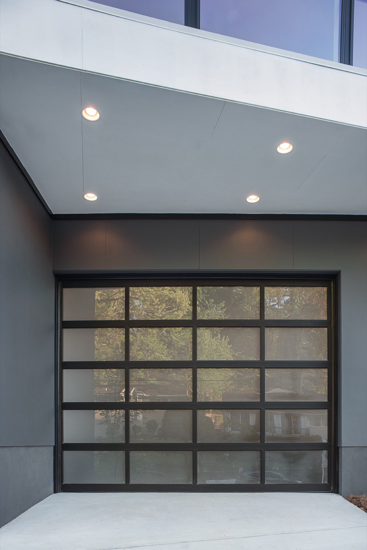 Staggered Modern — photo 4